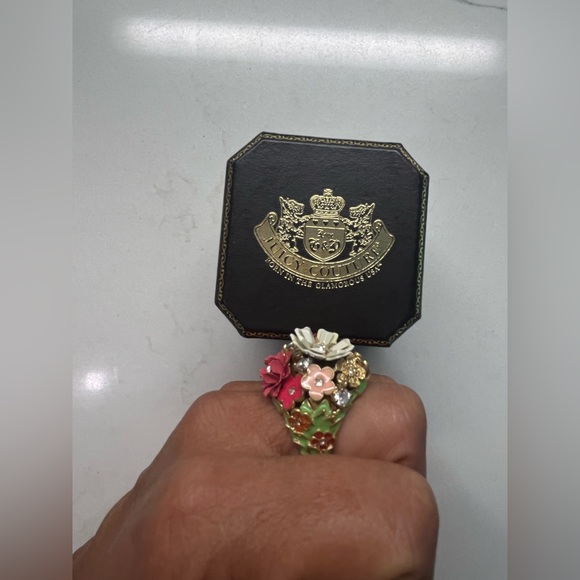 JUICY COUTURE FLORAL CLUSTER RNG - Picture 6 of 7